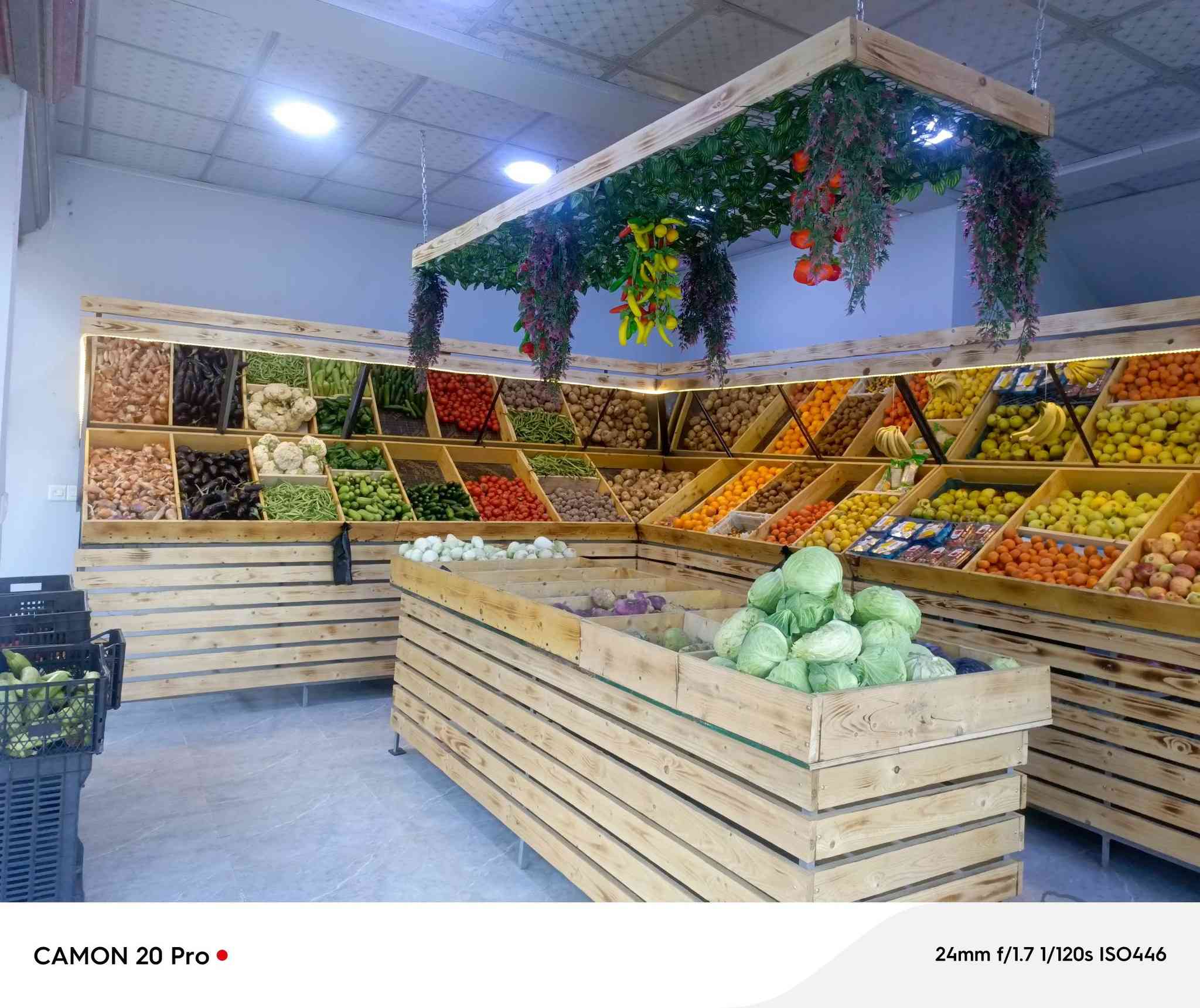 رفوف محل مخضر كامل لبيع ***********
