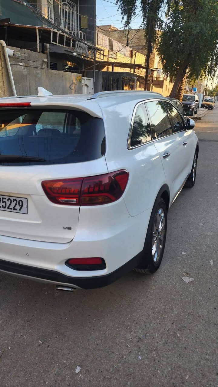 بسم الله الرحمن. الرحيم سورنتو موديل 2019فول مواصفات واحد علا واحد السياره جديده  ومكفوله للستفسار *********** السعر 275
