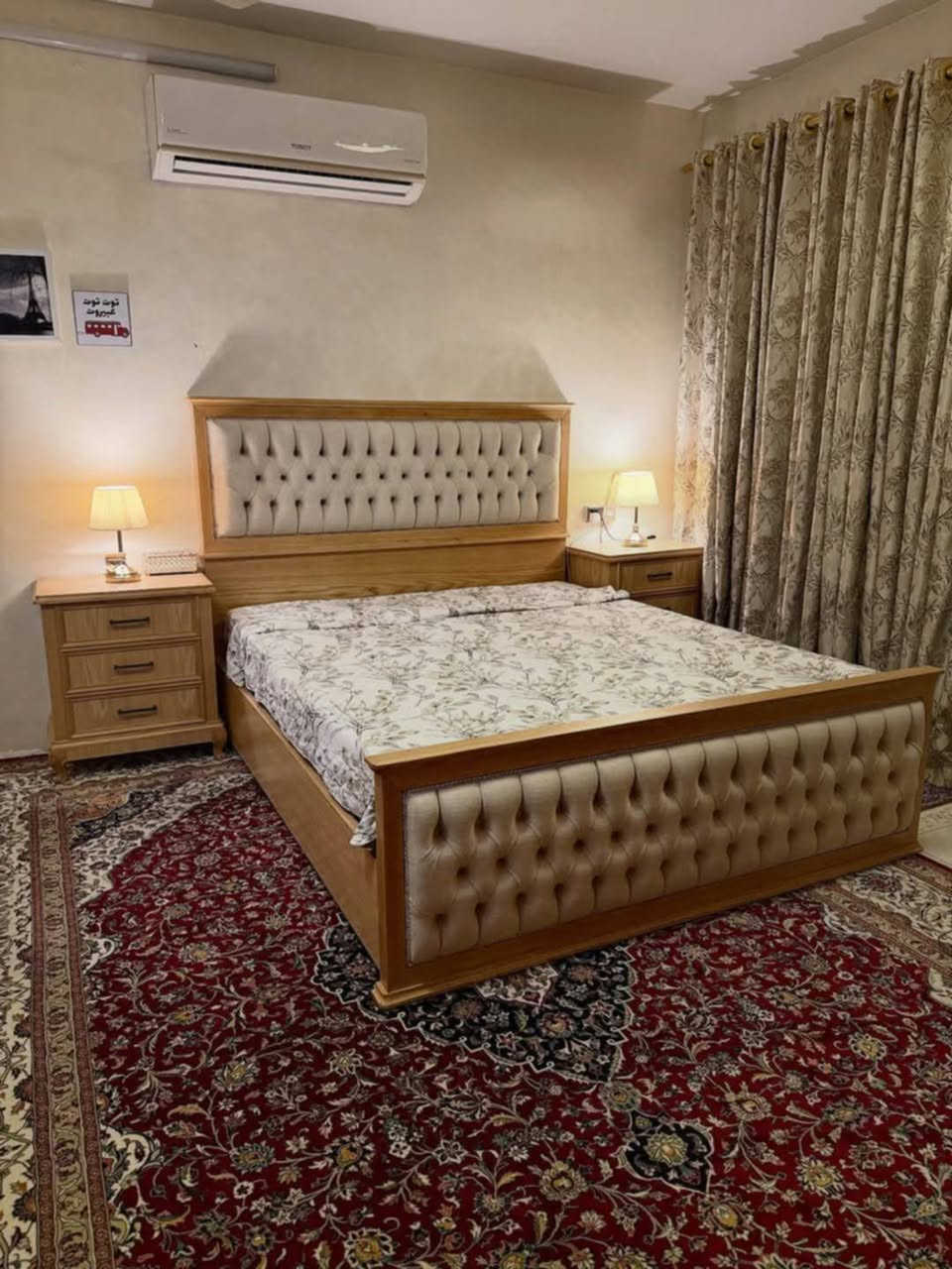 #قسط_غرفتك_براحتك
✔️ ويانا مدة التقسيط سنة و نص بدون مقدمة 
✔️ لحاملي ماستر كارد الرافدين من الموظفين و المنتسبين و المتقاعدين
✔️ يوجد فصال حسب الطلب
✔️ يمكنكم استبدال غرفكم القديمة بغرفة جديدة وتقسيط ا ونلفرق
✔️ غرف نوم باحدث الموديلات من خشب الصاج
📌العنوان : الموصل / الجانب الأيمن / الصناعة القديمة / اليابسات مقابيل ميزان البيادر 
📱اسياسيل : *********** (يوجد واتساب)
📱 كورك : *********** (يوجد واتساب
