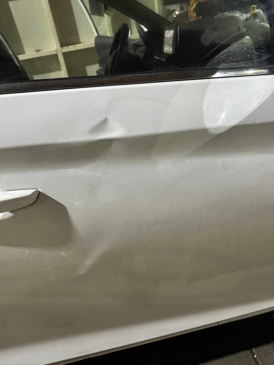 سلام عليكم من رخصة الادمن تشانجان السفن 2020
مواصفات
اشاره بالمري
فتحه
كامره خلفيه

السياره مامبدل اي قطعه سياره مال بيت  استلام شركة عليها منضومة غاز حجم 40 يعني تنسه صرف البانزين منضومة البانزين ادامه جديده سويجين السياره بيها سنويه هزه جديده تحويل ثاني يوم السياره باسمي تبريد شغال اي نقص مابيها السياره عليها درايم شيفتات جديدات اذاين مال مكينه وكير جدد عله ايدي مداريهة صدر امامي خلفي جديد سياره مابيه اي نقص من الاخير 

حادث جاملغ امامي تكحيل فقطط بدون ضرر دواخل كله سليمه

مكاني بغداد اعظميه ***********
 واتساب او اتصال ممتواجد علفيس-***********
