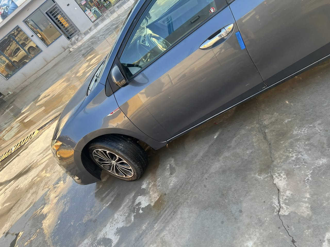 كورلا 17الرقم أربيل هزه جديده سنويه جديده باسمي شرط تحويل السعر 112ورقه بيها مجال شي قليل فقط ابيع الموقع الساحل الأيسر اسديره وسطى الضرر موجود بالسونار الاتصال ع هذا رقم ***********
