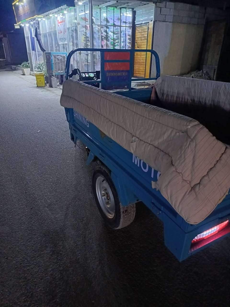 السلام عليكم ستوته للبيع صار ٤  يام طالعه من الوكيل ***********
