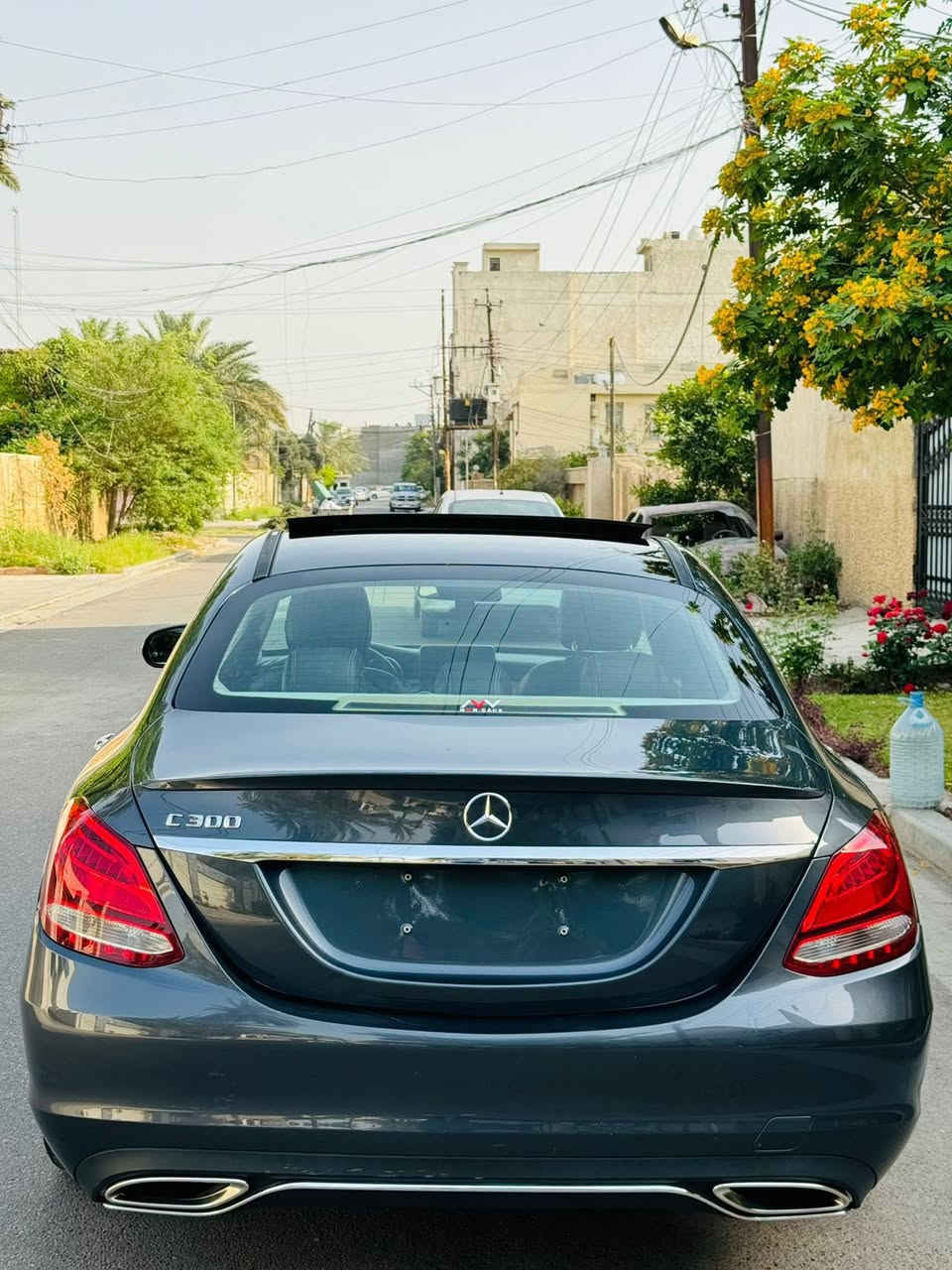 انضف مارسدس C300 موديل 2016 كلين تايتل 
ماشيه قليل 41 الف

فوول مواصفات 
( بانوراما - تحكمات - كشنات كهرباء خزن - تدفئة كشنات ) 
و باقي المواصفات الفول 

رقم سليمانية و السنوية بأسمي تريد تحويل او وكاله .

نضيفة و جديدة انضف C300 ممكن تلكاها محرك كير كل شي جديد

مكانها بغداد - الكرخ
سعرها 23,300 و بيها مجال
للاستفسار ***********
