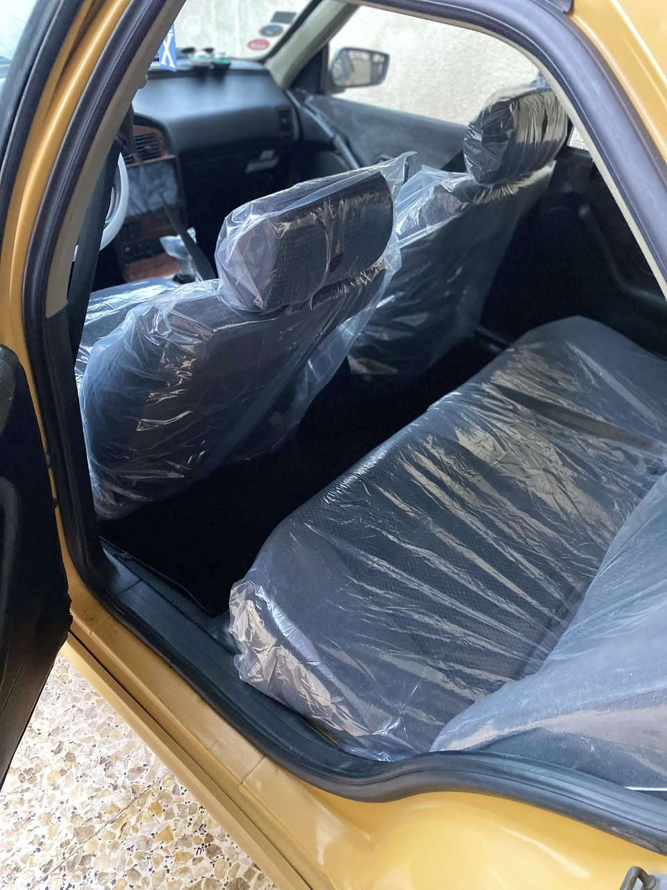 سلام عليكم

بيجو بارص 2015 

السياره بدون ضربه 

فقط بارد 

ماشيه 145km

 

تبريد ثلج 🧊 

كير مكينه خير من الله جدد ✅

تايرات جدد 2026 انتاجهن  

صدر امامي خلفي جديد قبل سبوع

   اربع دبلات جديده اصلي 

شاشه تحمل كل البرامج 

بلكات جدد نوزلات جدد 

قوايش السياره كلهن جدد 

سنويه 2030 باسمي 

مصفره السياره  

كهربائيات مابيهن اي نقص 

السياره جاهزه على داير مليم 

تجي وتشوف تراي يخبل بدوون اي نقص ترايك وين متريد 

عنواني بغداد البلديات/ الضباط 

سعر /53 مجال شي قليل 

***********
