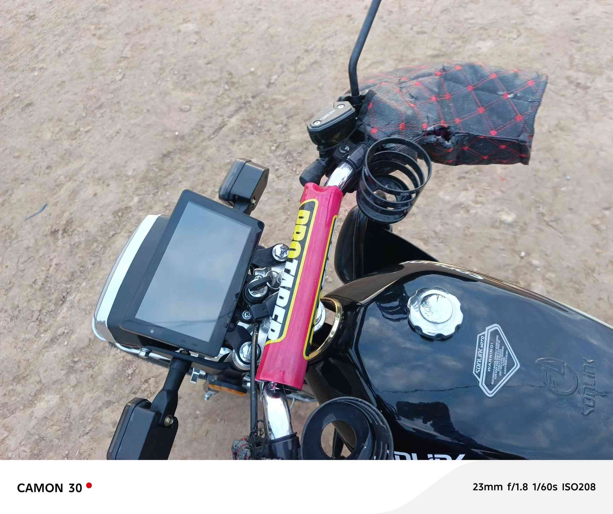 سلام عليكم ماطور سيفان موديل 2025 ماطور جديد كله شرط  السعر خاص رقم الهاتف ***********
