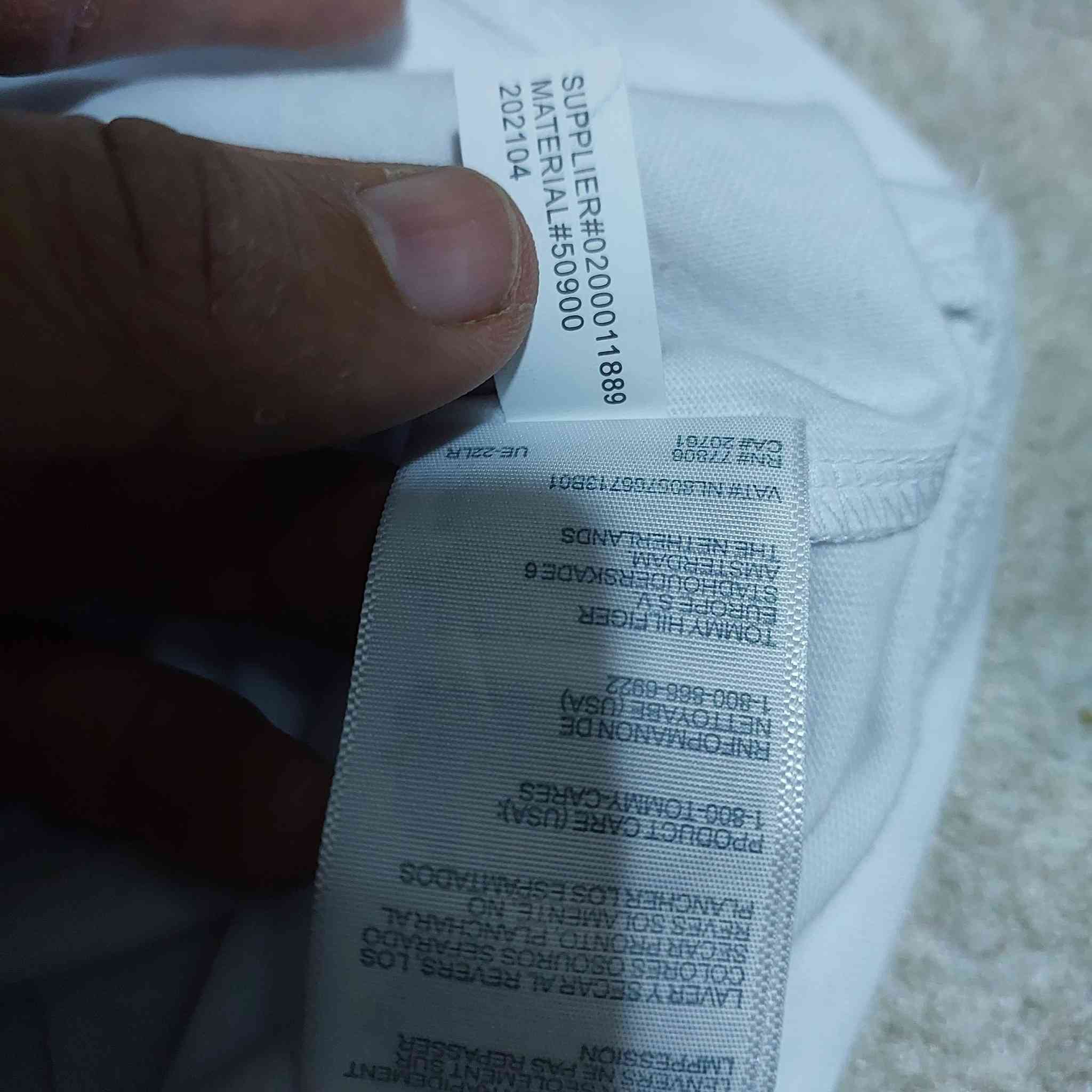 کالفن کلین
قیاس لارج قطن 100
جدید ما ملبوس


**إذا كنت صاحب هذا الإعلان وتريد حذفه لأي سبب، رجاءا أرسل رسالة إلى الدعم الفني**