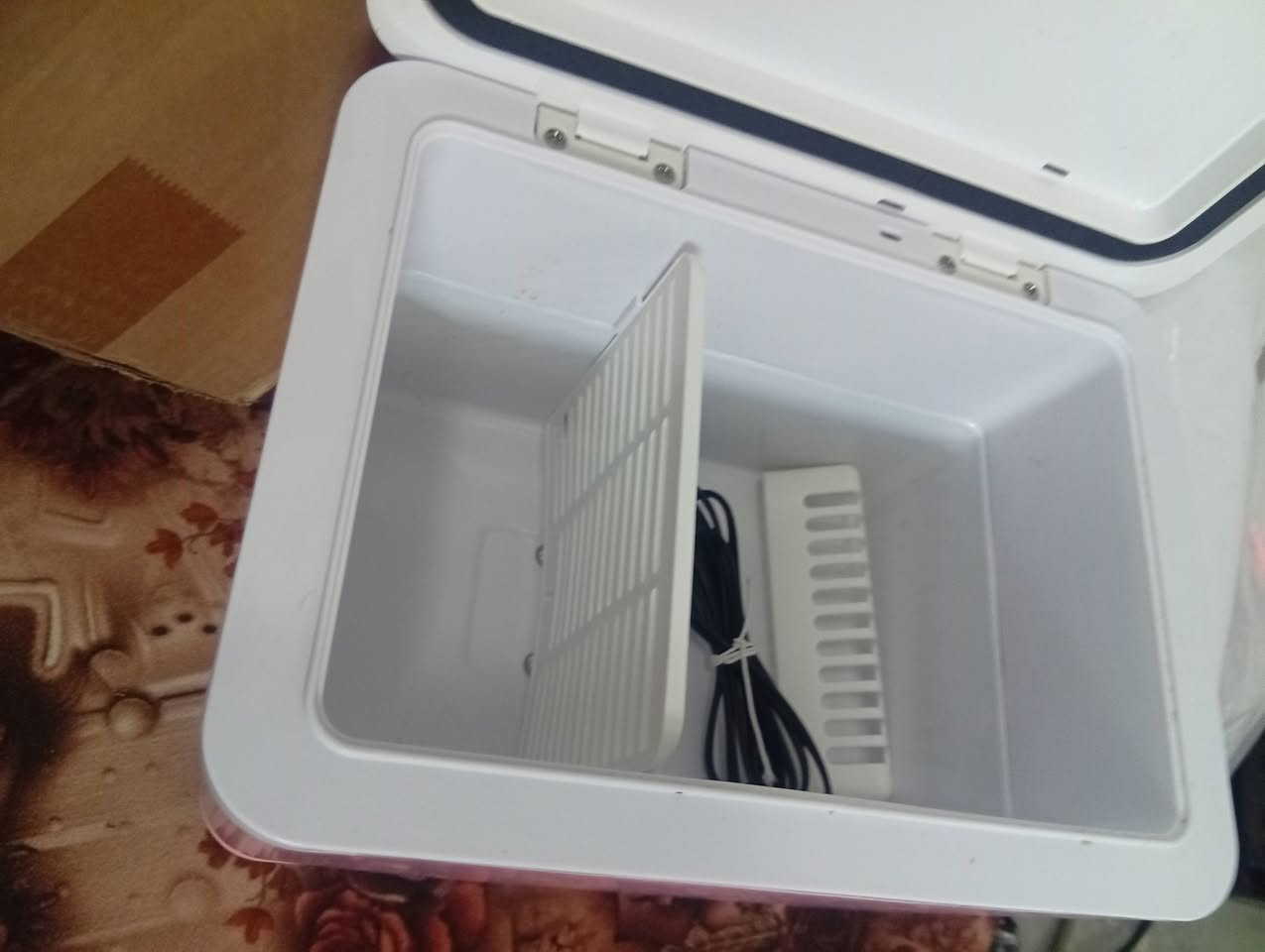 ثلاجة سيارة جديدة بالكارتون ولون مميز انطي سعر شايف الخير


**إذا كنت صاحب هذا الإعلان وتريد حذفه لأي سبب، رجاءا أرسل رسالة إلى الدعم الفني**