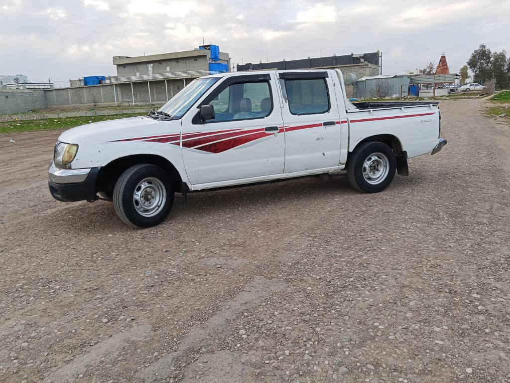 پیکاب  نیسان مۆدێل 2002سەنەوی بەسەر چوە دەعرو لێدراوی نیە مەزبوت و جائیزە قڤڵ مەرکەزی و تەبریتی ساردو گەرم پاوەری نیە سعری75وەڕەقە ناونیشان چەمچەماڵ  ژ.م  *********** شمشمل, السليمانية
