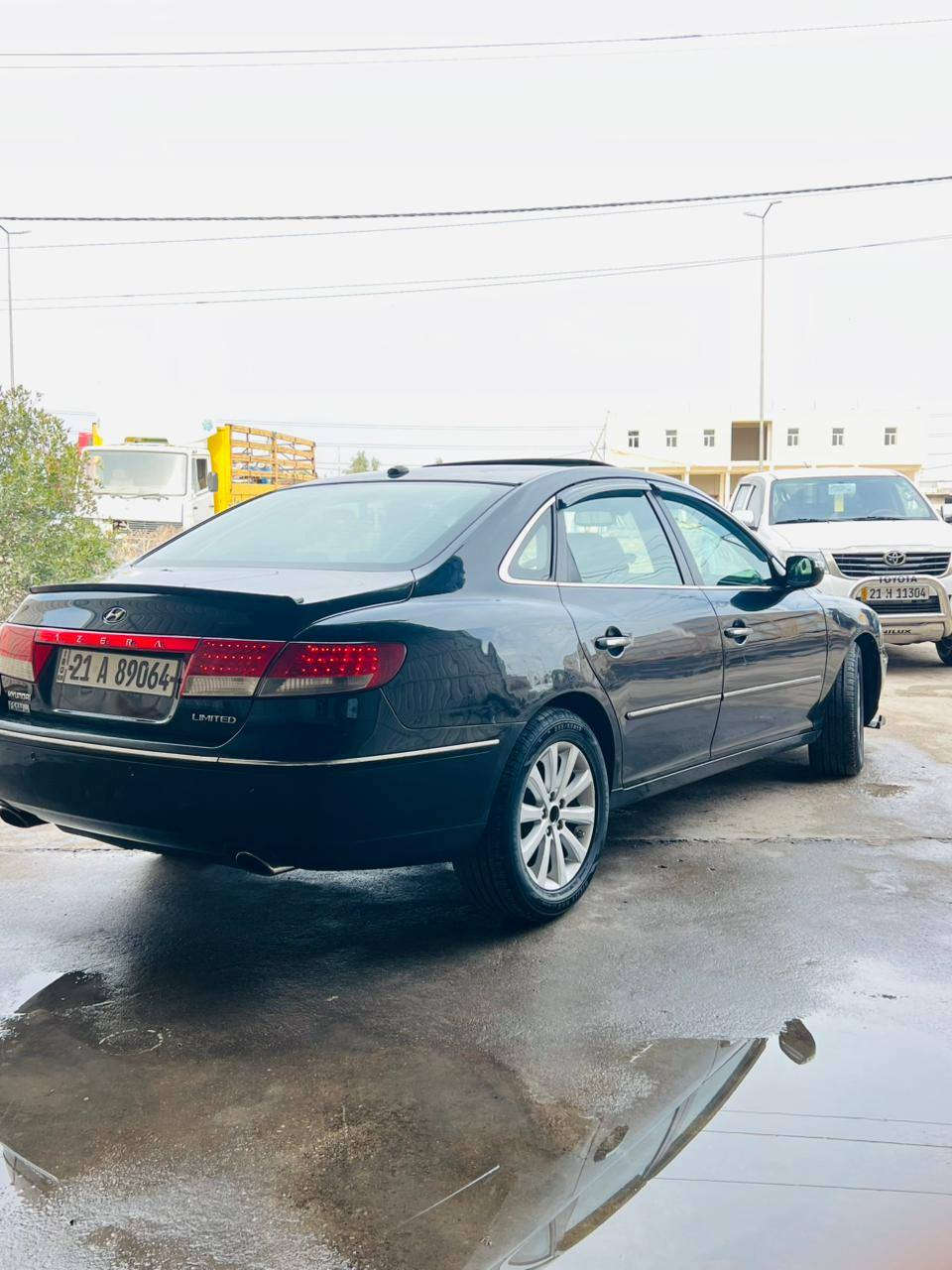 السلام عليكم ازيرا 2009ضررها جاملغ وشويه من البنيد وبيها بلهلال جاملغ الخلفي كلهن طخات بسيطه سياره خير من الله فول مواصفات فتحه كشنات كهرباء ومواصفاتها معروفه والسياره احلا من الصور
وسعرها 107 الموشراي رجائا ليعلق وليخابر. كلشي موجود بلسوك
***********
