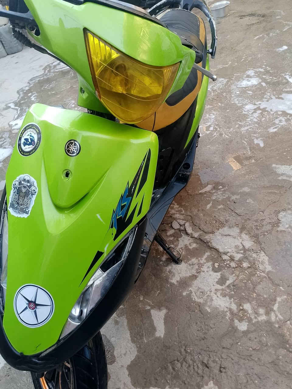 سلام عليكم ماكس عدلة للبيع دراجه شلعه فول بوشه 49 سلف نكره كهربايات كامله ودراجه نضيفه  بس كفرات تجاري صالصه اف M  // السعر 500 وبيه مجال مكاني كربلاء فريحه مقابيل جامعه راسني خاص موجود فيس 
*********** رقمي  واتساب وتصال
