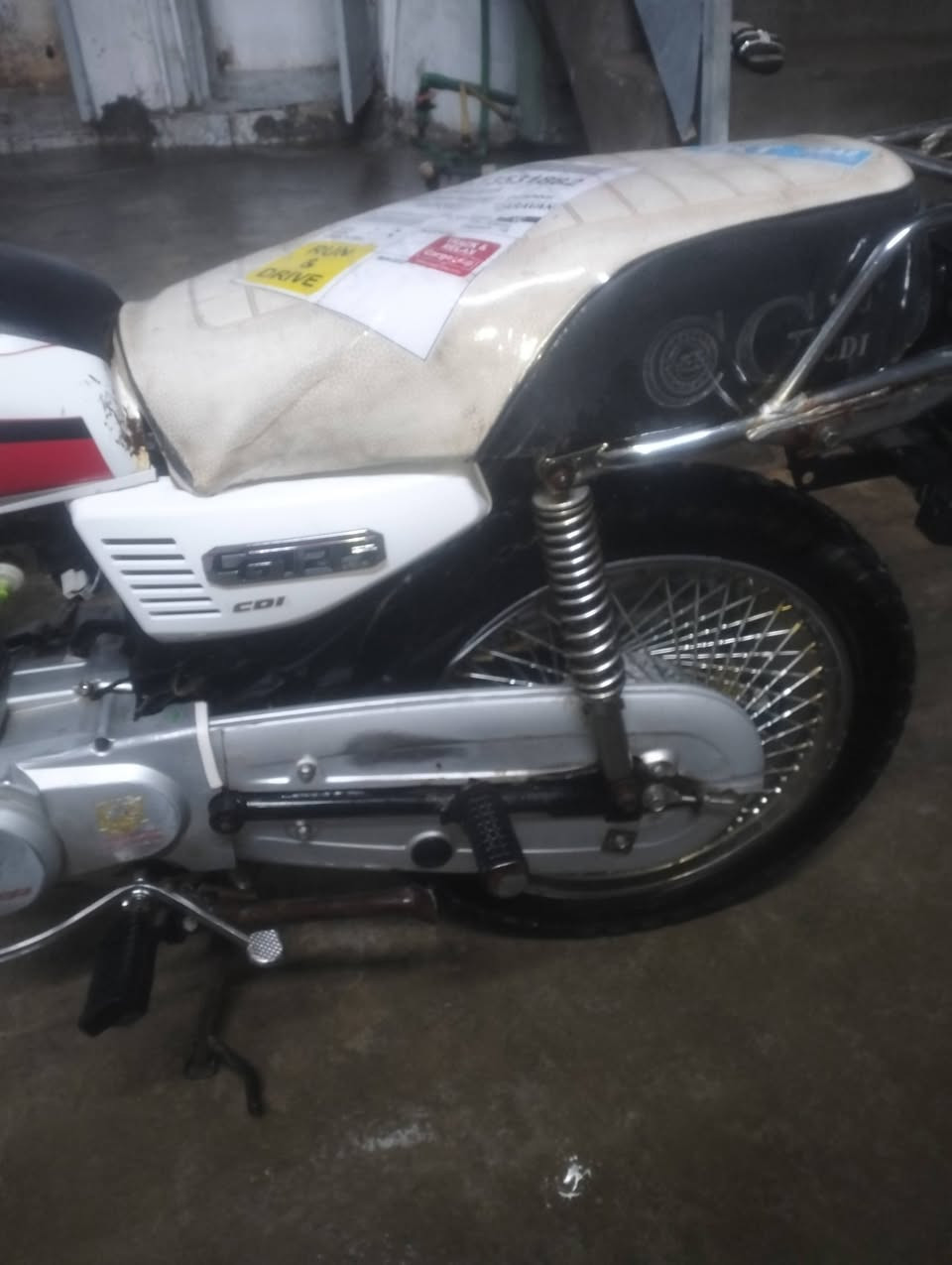 سلام عليكم تايكر 2019 ما مفتوح موطور خير من الله شلعه معدل نار 🔥 كهربائيات كلها شقاله اشاير شقاله لايت عالي وناصي دبلات شقاله وره وكدام وياله نضاف موطور ما تصرف علي ربع كزوز صراخ مال تايكر ستيرن رياضي ـ...السعر 460 وبي مجال شراي خاص .


**إذا كنت صاحب هذا الإعلان وتريد حذفه لأي سبب، رجاءا أرسل رسالة إلى الدعم الفني**