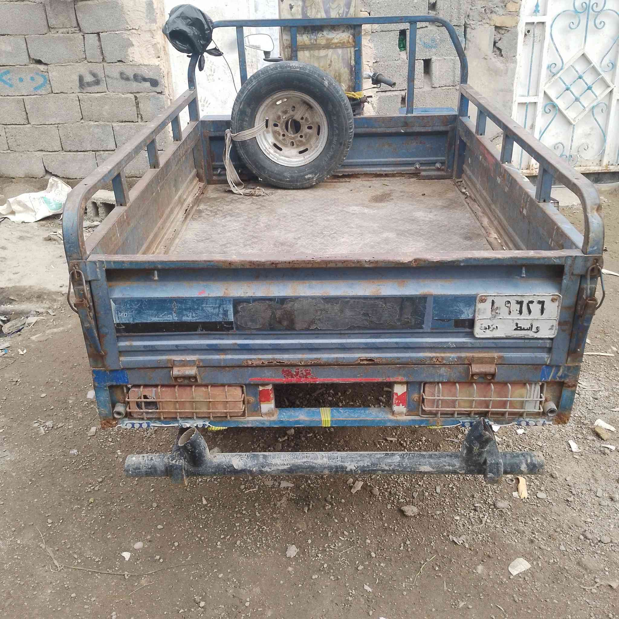 ستوته للبيع موديل 14رقم ابيض السعر مليون 300 مكاني بلكوت حي الجهاد ***********
