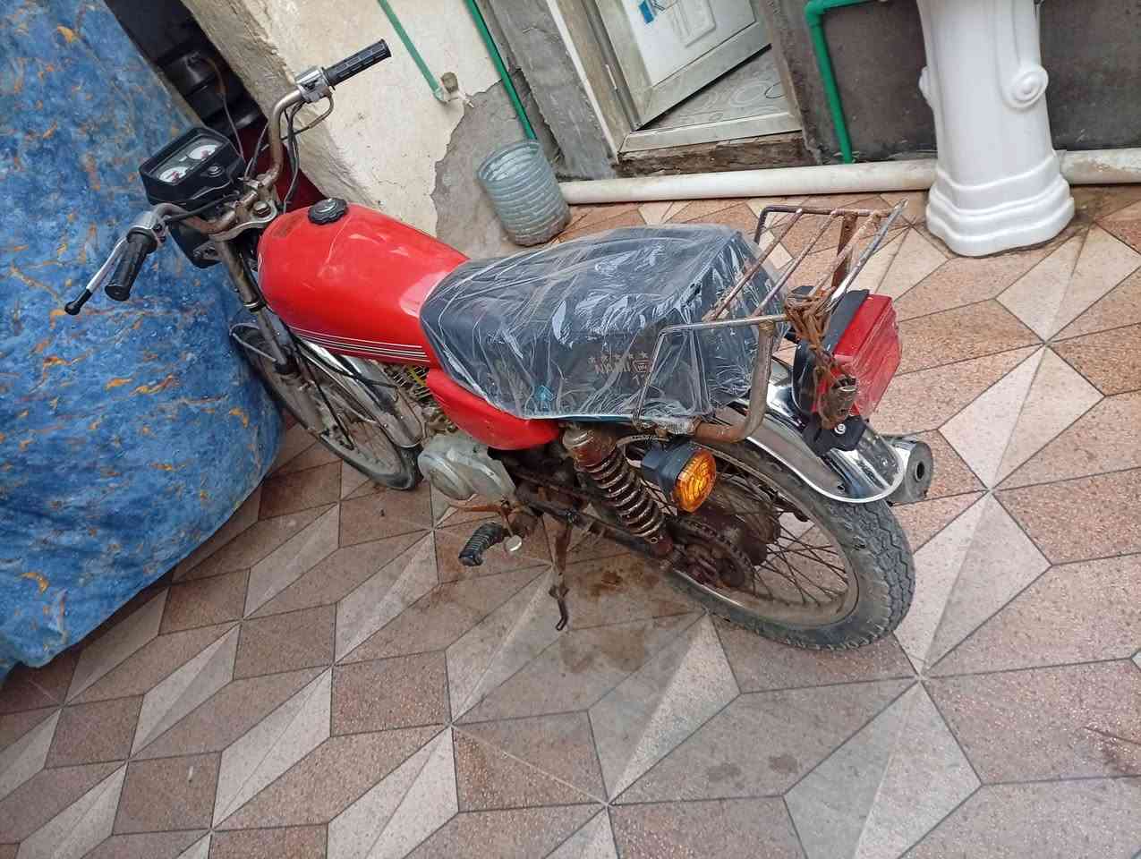 دراجه ايراني ادوات كامله مكمله سعر ٣٥٠
تصال رقم ***********
