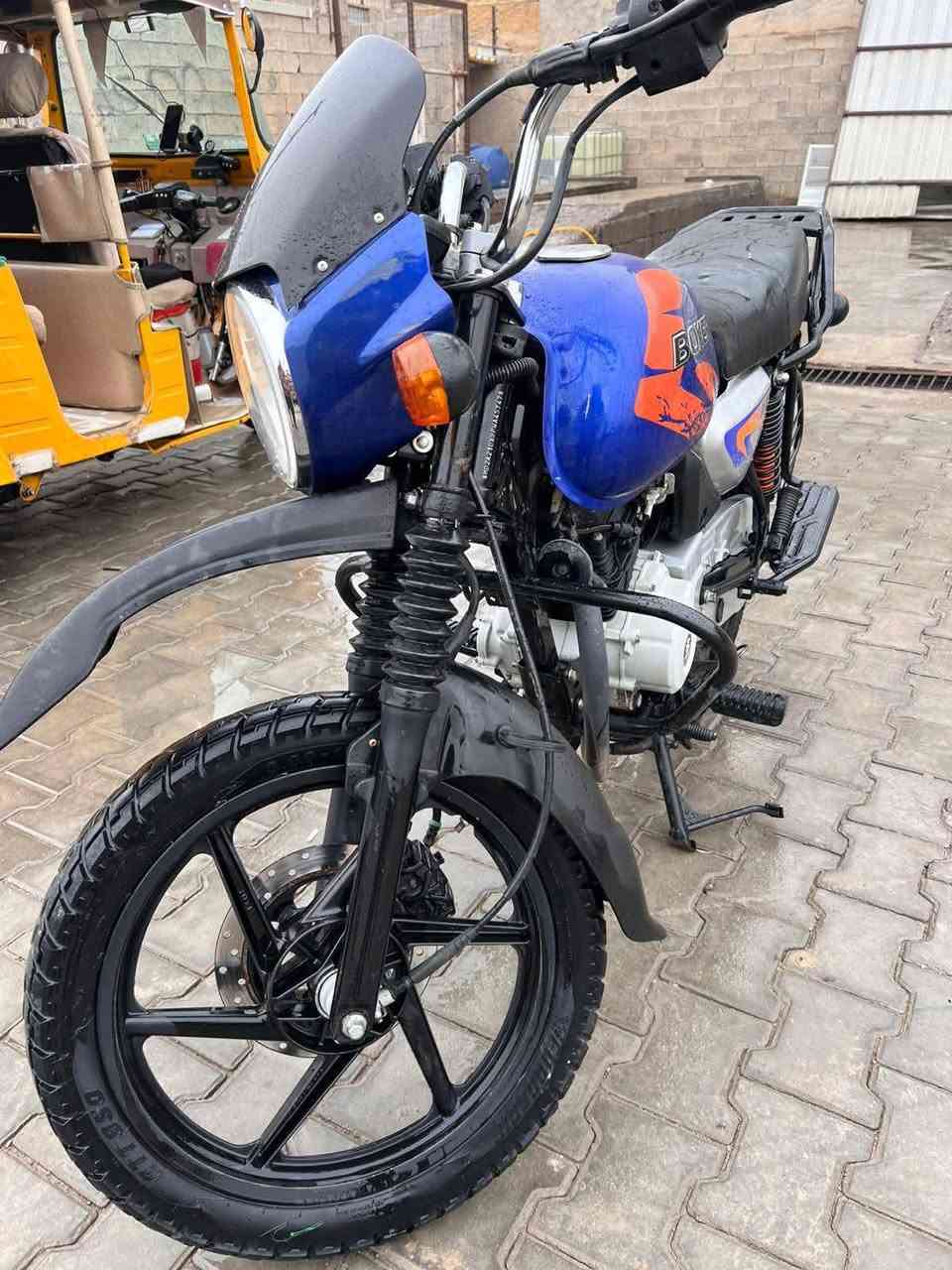 بوكسر ٢٠٢٣ أوراق اصولي مكينه مكفول مامفتوح لاصرف ولا بخار شرط المكينه مامفتوح ناعمه خرسه كهربائيات فول شغال اشاير دبل اشاره عالي ناصي سلف هندر تايرات زوج جدد شلعه معدل خير من الله سعره مليون و٢٠٠ مستعجل على بيعته عنوان حي البساتين مقابيل محكمه الشعب رقم ‏‪‪***********‬‬‏ تصال فقط
