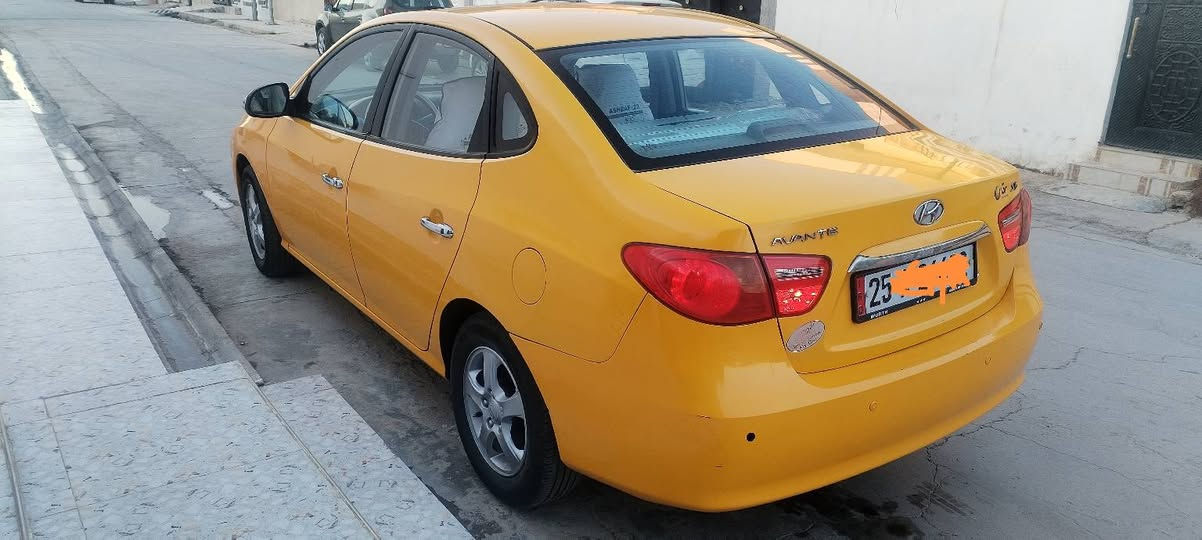 للبيع افانتي 2010 خليجي  105
رقم كركوك مشروع وطني لحد 2029 أرقام دولي 
ظرر بس بونيت مبدل بدون داخل وبي مكانين تصفية
كَير و محرك بشرط حجم ١٦ دكشن عالي
صدر امامي و خلفي جديد ٤ تايرات جديد 
تبريت تدفئة بشرط شغال دفتر بانزين
مواصفات سيارة.
شاشة زينون
حساس خلفي
تبريت لمس
كشنات تدفئة شغال
تحمات بل استيرن
شاشة و كامرة
شرط تحويل 
سعر 105.و مجال بصيط
***********
