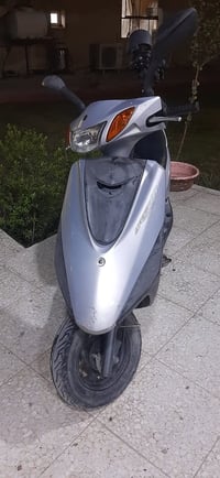 من رخصه مدير الكروب دراجه بريز حديث لايت فوك 07709445582استخدامً قليل ...