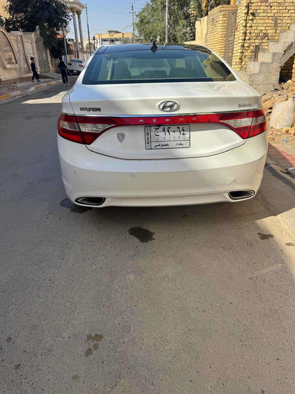 سلام عليكم للبيع ازيرا موديل ٢٠١٢ محركه 6 سلندر خليجي مكفوله من ضربه
ماشيه 156 الف
مواصفات امبينه واضحه بالصور 
اهواي مواصفات بيها
السعر 130

الرقم ***********
