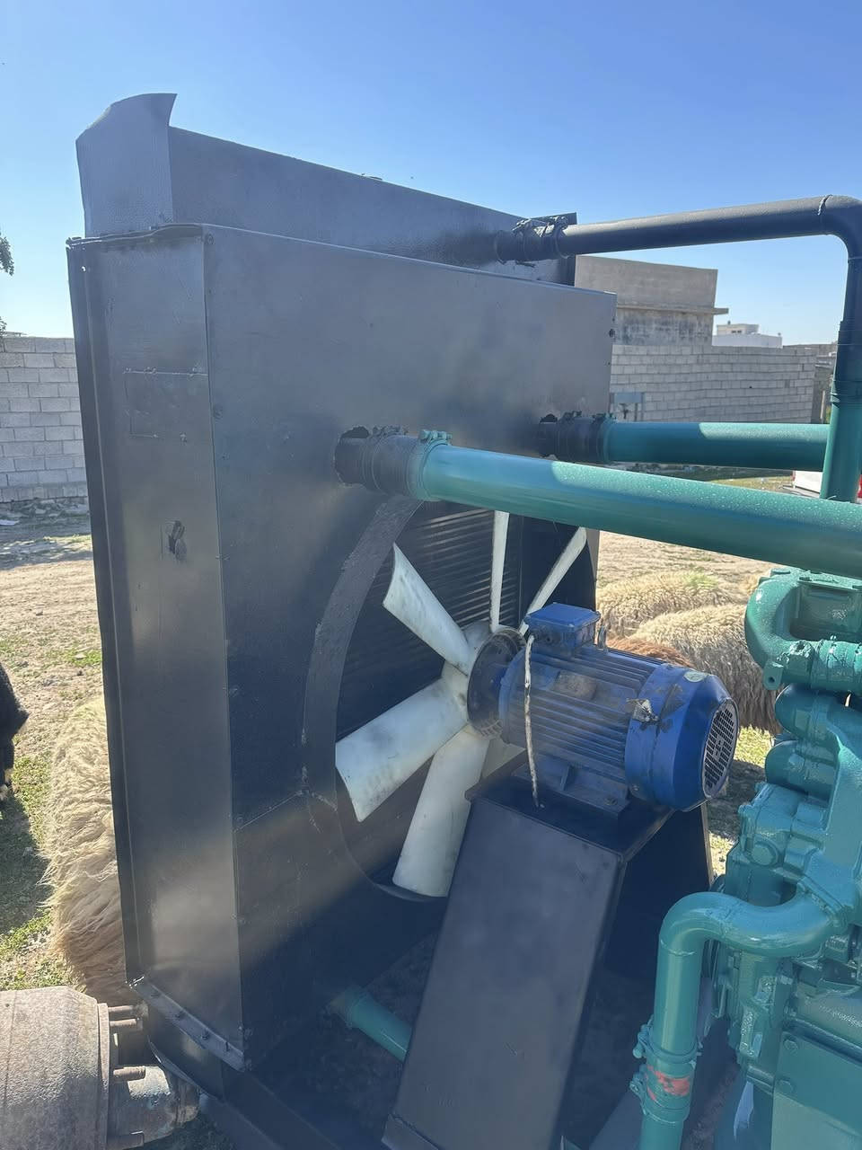 للبيع مولد فالفو اف12 حجم122محرك استندر لاصرف ولا بخار بشرط توليد  لوري سومري 320KAVبشرط راديتر جبير او ڤان جديد  
عنوان :كركوك حي صناعه 
***********
