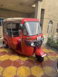 22 رقم وسنويه تحويل لاضربه ولاصبغ محرك مكفول سعر 8600 وبيهه مجال قليل ...