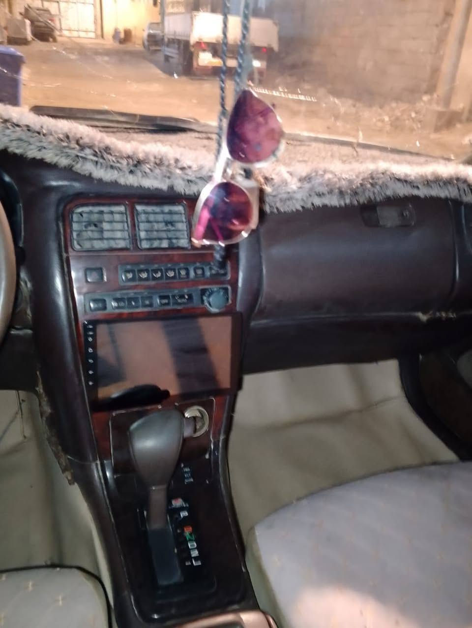 كرسته البيع   جاهزه من كلشي كهربياتي شغال  كير مكينه 2 ونص سعرها 45 ورقه
مكاني ابي الخصيب حمدان
***********
