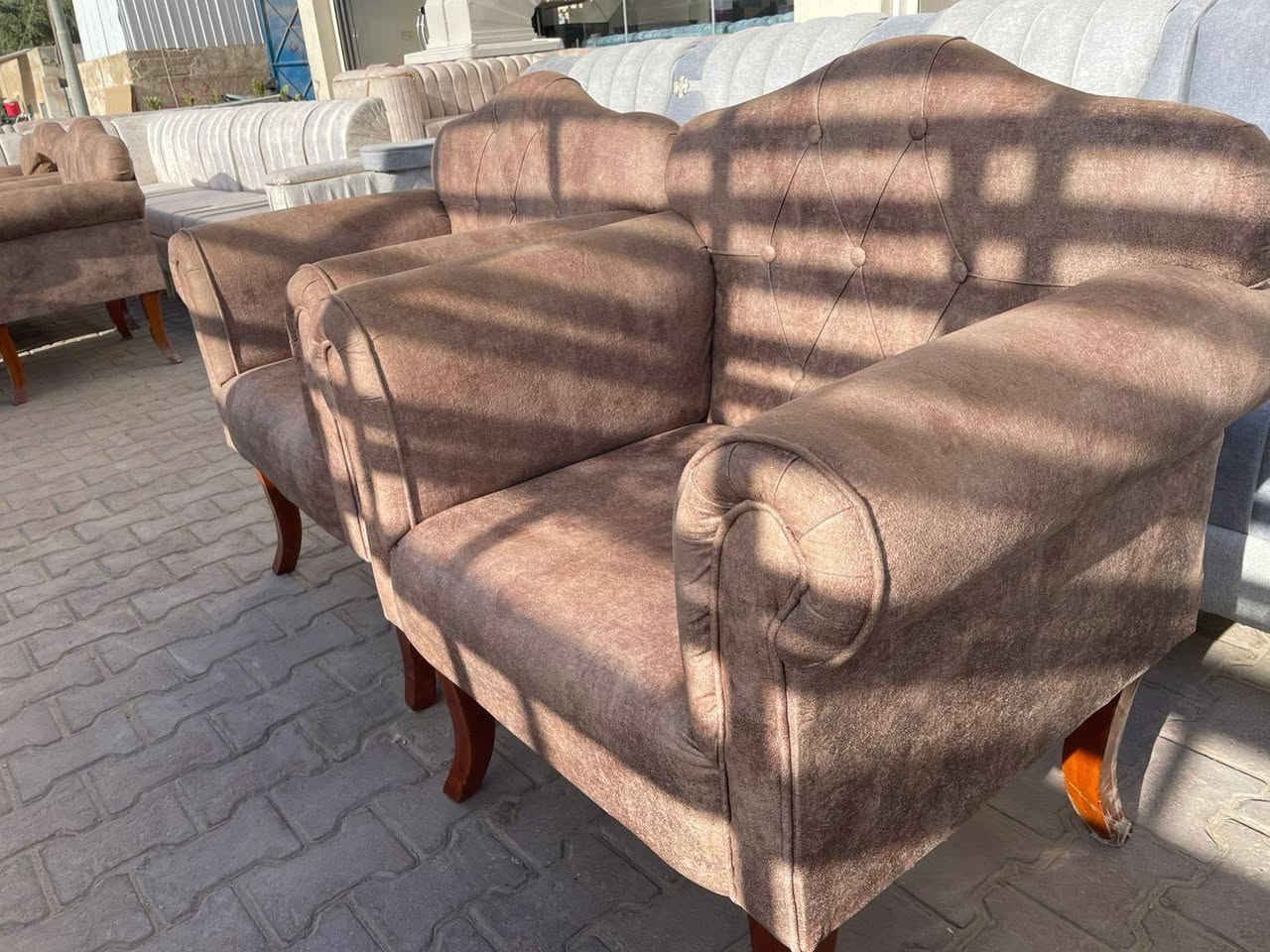 ⚜️👑 مجمع ابو بلاش للاثاث 👑⚜️
تخم استراحة خشب زان 10 مقعد 
جميع اللوان متوفر مختلف المديلات والقياسات صار عنده مراوس القديم بالجديد صار عدنه نضام القصد📌 العنوان كربلاء طريق الحر مجاور معمل الثلج  مقابيل الاتحاد الرياضي اي ستفسار الاتصال  يوجد واتساب 👈***********👉👈***********👉
