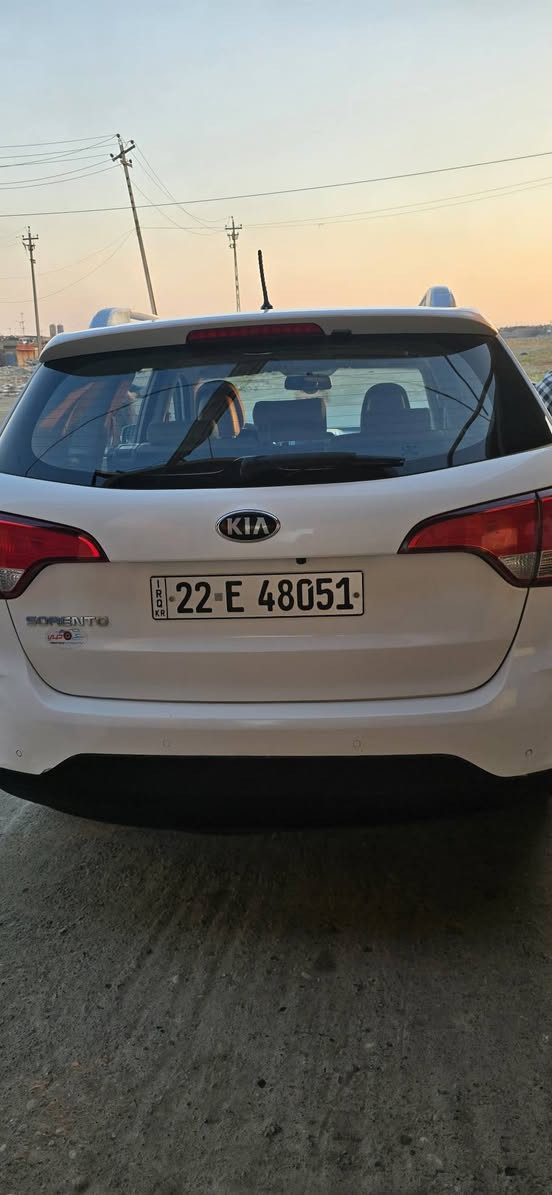 سيرنتو 2015
رقم أربيل 
فوال بس بدون سليت 
كشنات جلد 
7راكب
طخم تاير جديد 
باتري جدي
محرك 4مفتوح شرط كير شرط 
تخم جديد 
سياره مال بيت 
ابسمي تحويل شرط
ماشيه 106
ترهم ماعرض 
رقم الهاتف ***********//***********
السعر 163بيها مجال للطيبين
