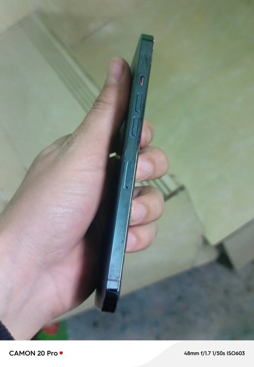 ايفون 12 برو ماكس بطاريه 80 ذاكره 256 جهاز نضيف كله بلاد شرط حاسبه فقط ضهر بي كسر سعره 350قفله ***********
