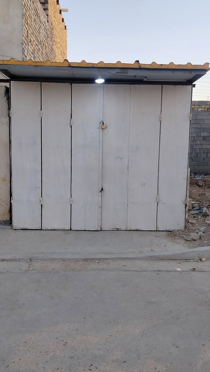 سلام عليكم كرفان نضيف امئسس بيه كهرباء طول 3 العرض  4 السعر 700وبي مجال


**إذا كنت صاحب هذا الإعلان وتريد حذفه لأي سبب، رجاءا أرسل رسالة إلى الدعم الفني**