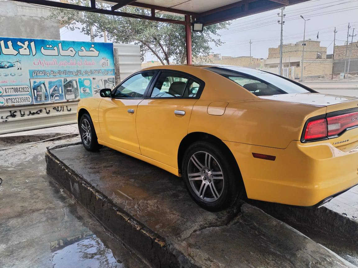 جارجر 2013 رقم بغدادبأسمي  خطها  عماره بغداد 
ومرور وهيئه مصفره
 جاهزه حداديه امامي خلفي 
كير مكينه مكفول 
 كير ماوس 
 السعر  150وبيها مجال قليل  
*********** للتواصل عمارة, ميسان
