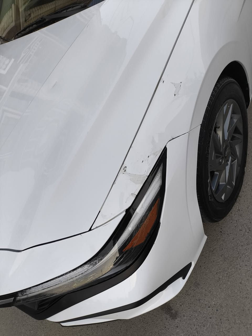 السلام عليكم
للبيع هونداي النتره موديل 2025 رقم ذي قار  معوقين وكاله ثاني يوم السياره وارد كندي ضررها كما موضح بالصور تبديل بونيد اصلي مال گصه بارد خشم الجاملغ لا فخذه ولا شاصي تصليح درجه أولى بيها ايرباك ستيرن فقط 

 ماشيه 12 الف قابل للزياده 

 مكينه 2000 دوش كير محرك صدر تبريد مكفولات تبريد جامد السياره برغي مابيها نقص جاهزه حجر بيئه بلادي 

دوشمه ارضيا وسفاري

مواصفات 🚘➡️

تشغيل عن بعد

صندوك ذكي يفتح عند الاقتراب

تحكم بالجام عن بعد من خلال البصمه 

شاشه لمس كامره دواره 

عداد إلكتروني 

رادارات بالمري جانبي خلفي مسار خطي سياقه ذاتيه 

توقف ذاتي عند الاقتراب 

نقطه عماء 

فول تحكم استيرن أربع جهات بلوتوث حاكيه واي فاي 🛜 

تسجيل صوت 

كار بلي 

تدفئه بالكشن 

ثلاث انظمه قياده سمارت ونورمال وسبورت sport 

ويل كب مع تخم تاير جديد 

داخلها لونين رصاصي واسود

للاستفسار *********** 

 السعر 167وبيها مجال  السياره حلوه ونضيفه ونصبتها حلوه وبالعافيه ع ياخذها

عنوني الناصرية مركز الاسكان الصناعي
