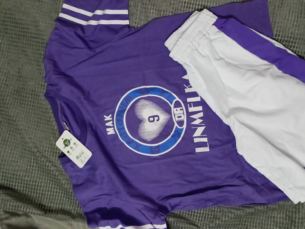 كوزمتك رزان بسمايه
ملابس اطفال 
يوجد توصيل لجميع


**إذا كنت صاحب هذا الإعلان وتريد حذفه لأي سبب، رجاءا أرسل رسالة إلى الدعم الفني**