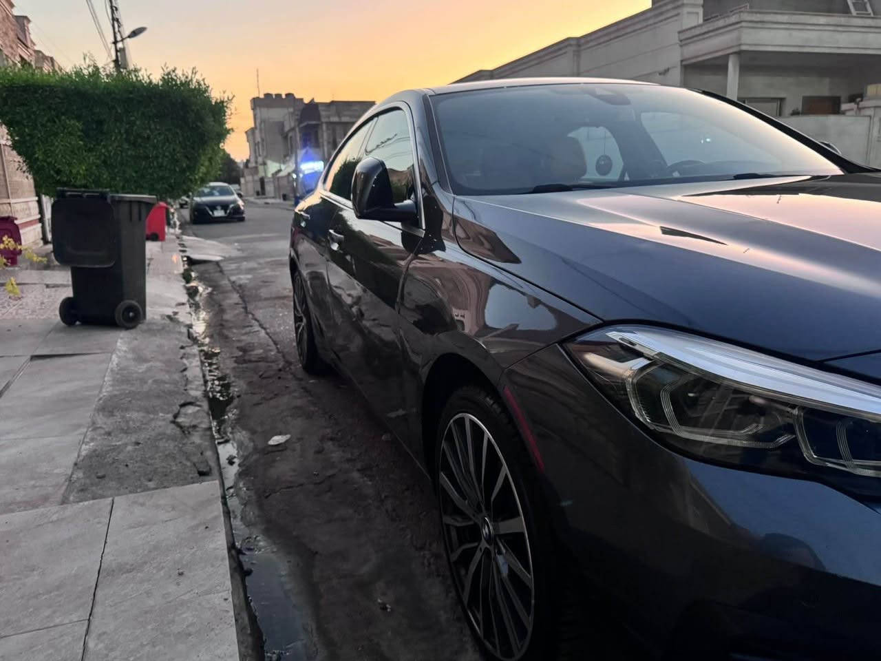 السلام عليكم 

BMW 228i X driv 
موديل 2021 
فول مواصفات اعلى فئه 
بانوراما كامل - داخل مشمشي -تدفئه  كشنات واستيرن - 
قاصه - دشبول متغير الوان 
حساسات محيطيه 360 درجه 
محرك 2000 تيربو ✈️ 
ماشيه 80 الف كيلو 
رقم جديد تحويل ثاني يوم السياره بأسمي 

( السياره بدون صبغ ) فقط باب سائق وباب خلف سائق مبدل بلادي - ايرباك تكمه فقط )

عنوان  اربيل المناره السياره مو مال معارض مرتبه وكاعده 
السعر 218$ قفل 🔒 

*********** أربيل, العراق
