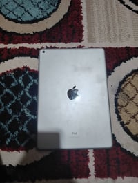 ايباد ٩ • ٦٤ • بطارية ٨٥٪