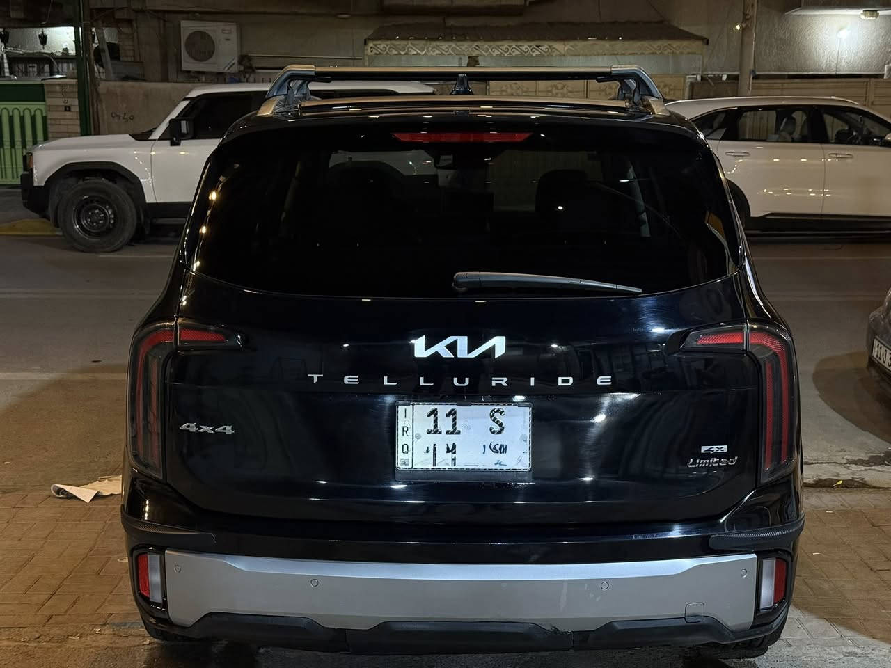 🚨🔥 وحش العوائل وصل للبيع! 🔥🚨
🖤 كيا تلورايد 2024 SX X-Line – أعلى فئة موجودة
لون أسود ملكي يخطف النظر ✨
رقم بغداد خصوصي

🚗 ممشى: 40 ألف كم فقط
💥 حادث خفيف دعامية أمامية (مبدل نفس اللون )

⚡ فول مواصفات بدون نقص:
بانوراما – جلد فاخر – تبريد وتسخين – كاميرات 360 – رادار – شاشة كبيرة – دفع رباعي AWD – أنظمة أمان كاملة

سيارة هيبة + راحة + قوة بنفس الوقت 👌
جاهزة استخدام فوري وما تحتاج فلس

💰 السعر: 35,000 دولار
السعر قابل للتفاوض البسيط  فقط

📩 اللي يعرف قيمة الـ SX X-Line ما يطوّل… السيارة ما تبقى ✋
للتواصل ***********
