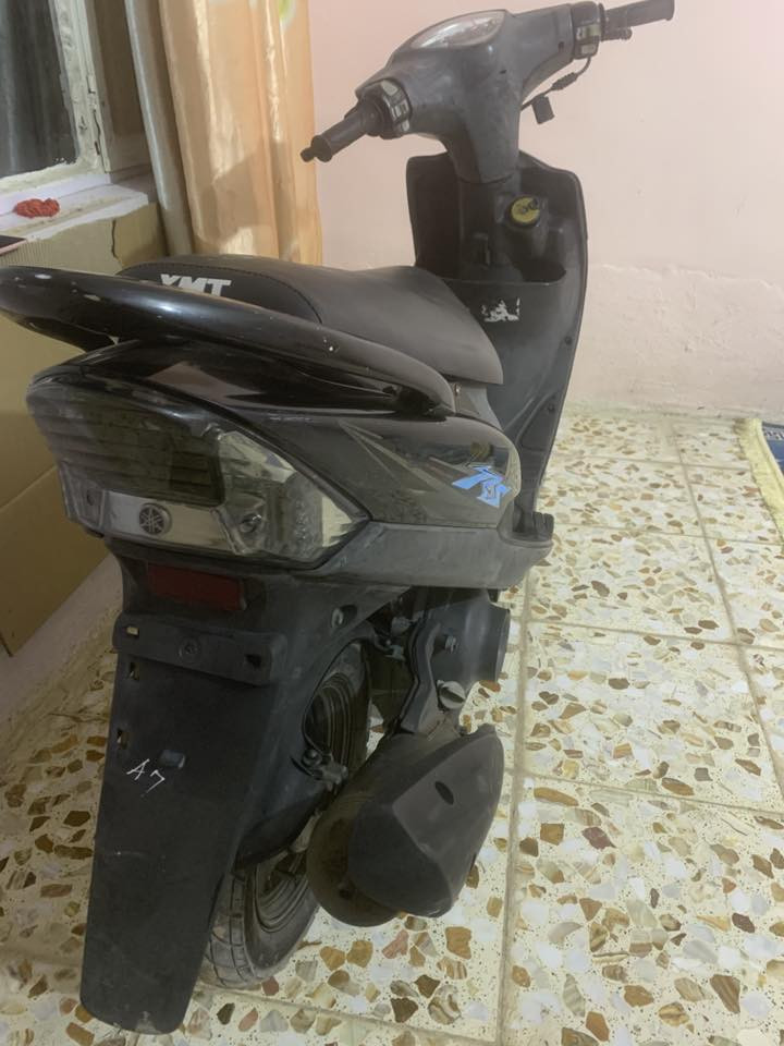 سلام عليكم شباب عندي ماكس عدله للبيع محتاج فلوس واريد ابيعه الله شاهد نزلته رمبه مفصخه شدوه كبالي دراجه حلوه كلشي شغال كهربائيات وعندي مكاتبه مالته والمنفيس نصبته حلوه لون حلو بس بيه ملاحضات الشراي يتفضل وبخدمته المكان بغداد بلديات رقم ***********
