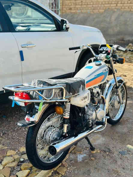 السلام عليكم دراجه نامه شلامجة 2023اوراق اصولي جديده الدراجه مراوس بتايكر عادي سعر دراجتي مليون 200 مكانني الحمزه الشرقي ***********
