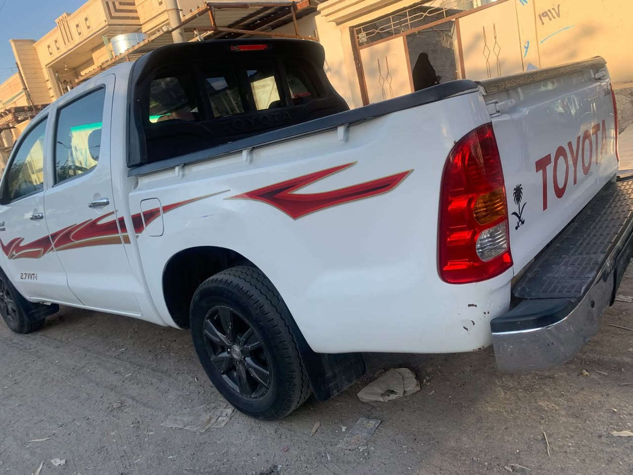 للبيع
تويوتا ٢٠١١ شاصي ١٢
كير توماتيك 
صبغ جاملغ وشبر راس البونيد اليسار
رقم اربيل بأسمي كوبون بانزين
السعر ١٦٥ وبه مجال
***********
***********
