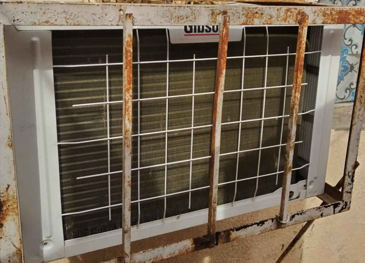 السلام عليكم  
متاح مكيف نوعيه Gibson
جديد مستخدم شهرين فقط
السعر 350  للاستفسار الاتصال على الرقم
***********
اني مكلف بنشره خابر ع راعيه وتفق وياه
