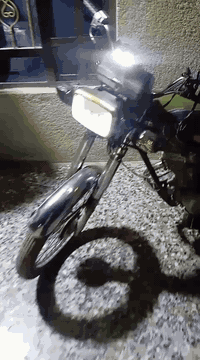 سلام عليكم دراجه 4 كير للبيع مكاني بغداد شهداء البياع رقم الهاتف *********** دراجه ابيعلكياه بعتبار كايمه لان يحتاجلها فشك مكينه قيم واخذ باليرضه الله
