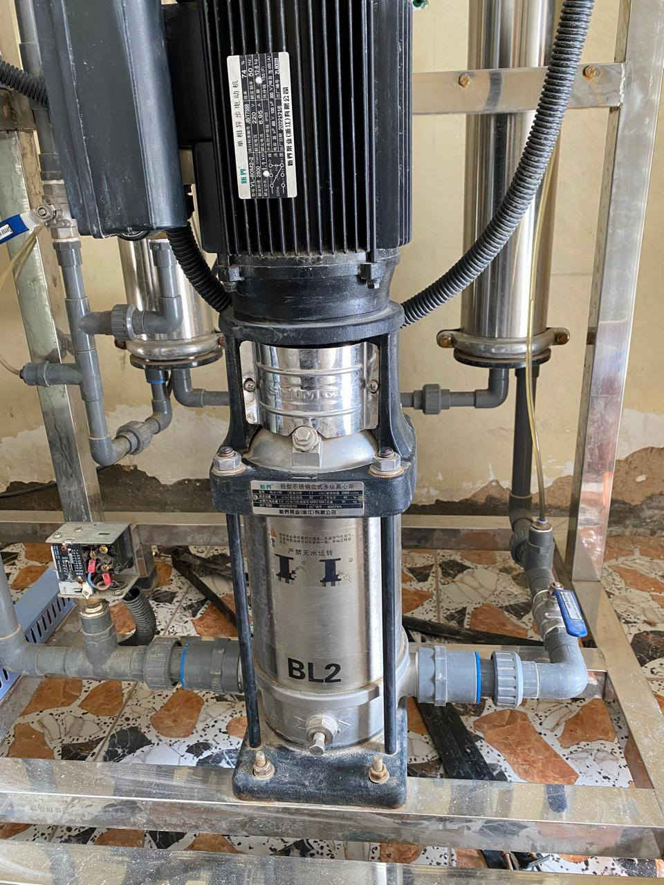يوجد محطات للبيع جديد  سعت 500لتر بساعه   ***********
