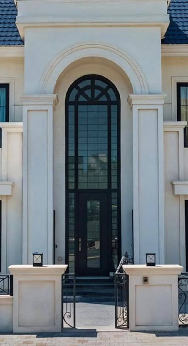 اختار النموذج اليعجبك وعوف الباقي علينة 🤝🏻⛓️‍💥
وخليك متميز وية حدادة عمار القيسي 🧍🏻‍♂️

 لعمل كافه اعمال الحداده ابواب ـ شبابيك ـ كتائب ـ ابواب خارجية -🔳🔨

 العنوان ـ  صلاح الدين /بيجي

 الاستفسار مراسله الصفحه او اتصل ع الرقم

 التالي ***********  

*********** واتساب حدادة عمار القيسي
