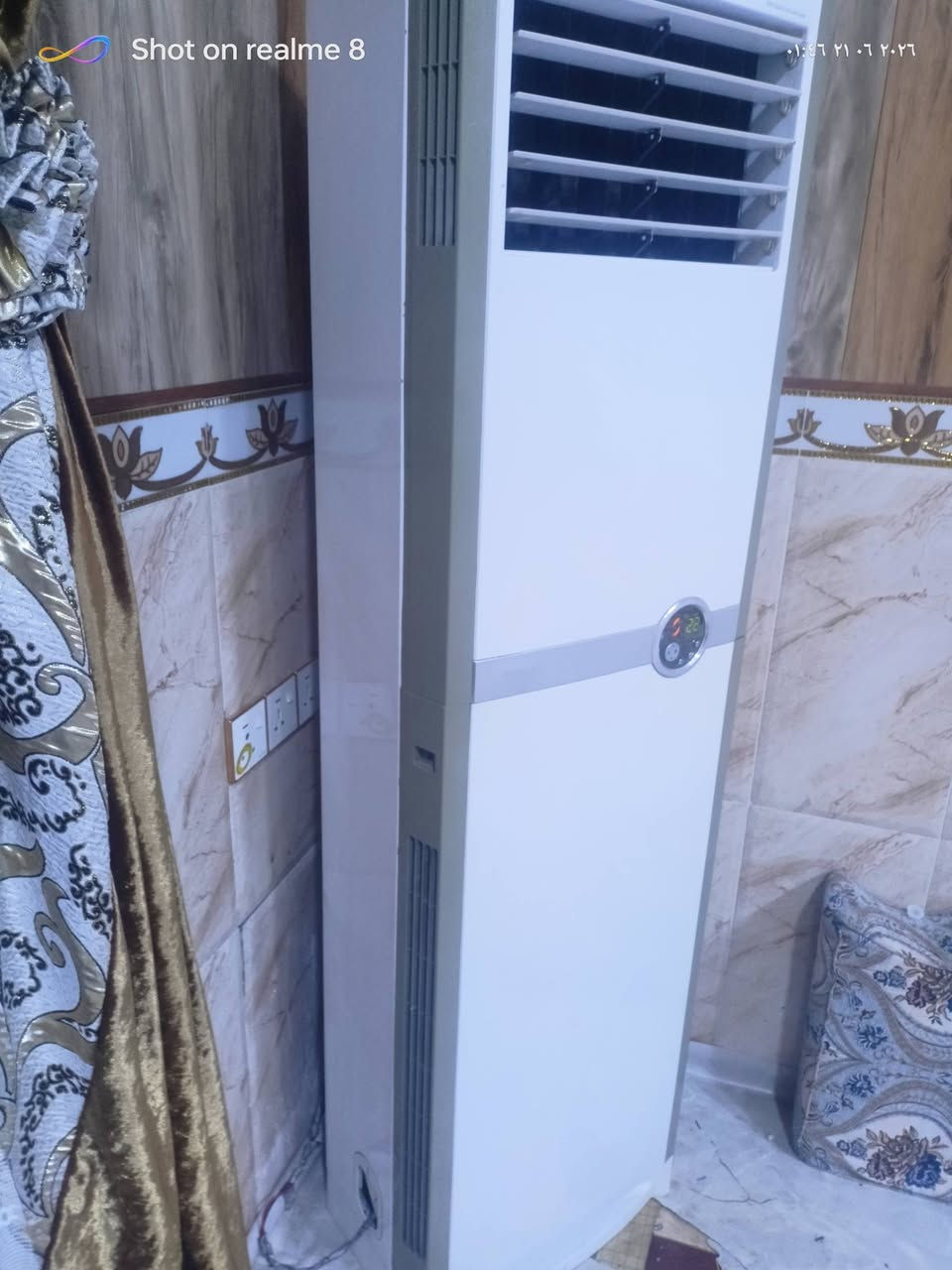 سلام عليكم ورحمة الله وبركاتة
سبلت عمودي نوع كري طنين وثلث  نظيف جدا شرط الشغل  وبيه ضمان تبريد كلش حلو ماشاء الله غاز 22 R  جاهز مع كامل ملحقاته حاليا جاي يشتغل تجي وتشوفه بعينك حتى تدفئه شغاله العنون بصره الهارثه 
االسعر 550
***********
