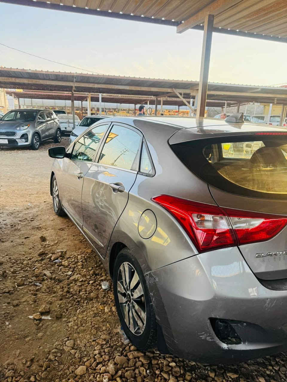 للبيع او مروس

الانتراه امريكي موديل 13  سياره بيها رشات صبغ

فول موصفات بصمه  تحكمات 3 انضم سياقه  

كير ومكينه تخم تاير سياره جاهزه من كلشي

مابيهاا اي نقص مكينه دوش نفس خليجي 

سياره بيهاا قاصر واحد بعدله سنه وكم شهر 

السعر 80 وبيهاا مجال قليل 

مكاني الدوانيه

رقمي ***********
