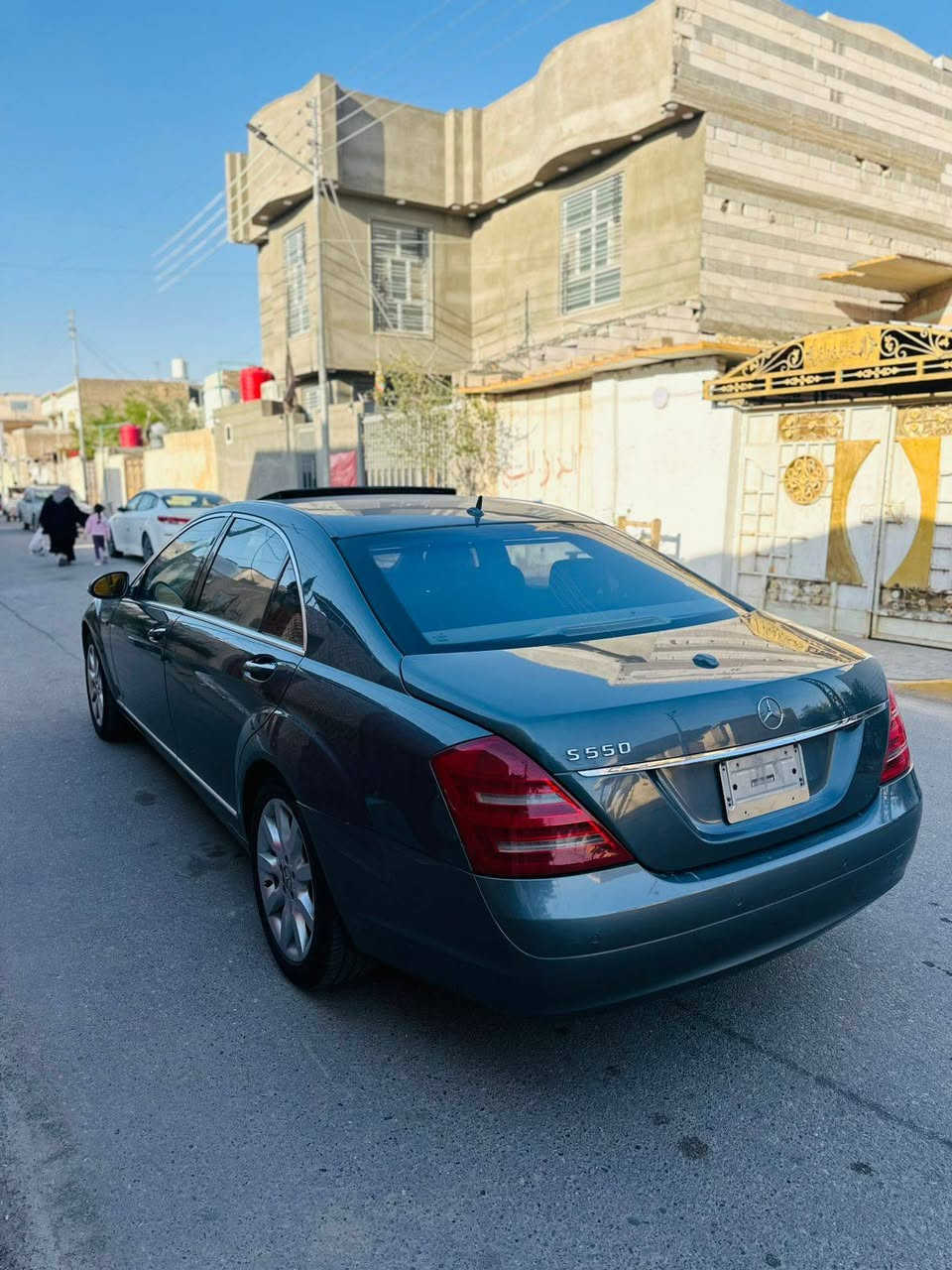 السلام عليكم.  دخول جديد. مارسيدس. 
جحم 550s. مديل 2008. كفاله عامه. 
ضربه وصبغ وكص وانتربول. فول 1ع 1. عنوان بصره. السعر. 85. هاتف ***********.   🥰. *********** البصرة, العراق
