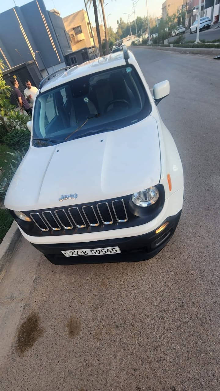 🚗 #للبيع: جيب رينجيد (Jeep Renegade) موديل 2018 🚗

السلام عليكم.. سيارة جيب رينجيد فئة لاتيتود موديل 2018 للبيع في بغداد. التفاصيل:

• الموديل: 2018
• اللون: أبيض
• المحرك: 2400 تنفس طبيعي.
• المسافة المقطوعة: 62 ألف كيلومتر.
• سحب امامي 2WD.
• التبريد شغال و بحالة ممتازة.
• الرقم والسنوية: أربيل (تحويل مضمون، السنوية نافذة لغاية 2029/12/02).
• الفحص والبدي: تقرير الفحص الفني مرفق بالكامل مع الصور.
• الوضع الميكانيكي: الكير، المحرك، والكهربائيات بحالة ممتازة وجاهزة.

✨ الإضافات والتجهيزات:
• لايتات حديثة مضافة للسيارة.
• شاشة أندرويد لمس كبيرة.
• كاميرا خلفية.
• تحكم ستيرن كامل.
• الداخل: كشنات قماش أسود (مغلفة لحمايتها).

📌 السعر المطلوب: 11,300 دولار (113 ورقة) وقابل للتفاوض البسيط.

📌 مكان السيارة: بغداد - المنصور.

📞 للتواصل والاستفسار: *********** أو مراسلة الخاص.
