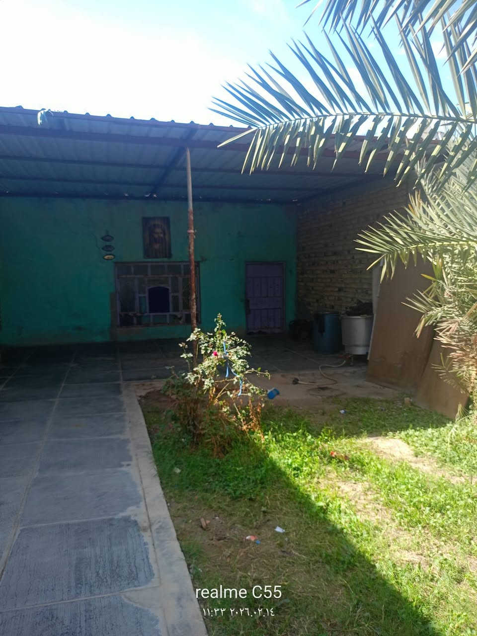 ياالله يازراق بيت للبيع المساحة الكليه 300 متر على ساحه حي  الامام  منطقة خويلد يتكون من استقبال وغرقيتين ومطبخ وصحيات خارجية وحديقة كافة الخدمات موجوده ماء كهرباء  تبليط ارصفه مجاري مدارس جامع  الأرض ماليه ومشموله بالتطويب البيوت كلها مرقمه وبي وصل من البلديه قريب على الامام الحمزه  للاسفسار ومعرفة التفاصيل والسعر  مراسلة الصفحة أو الاتصال الأرقام  ***********
