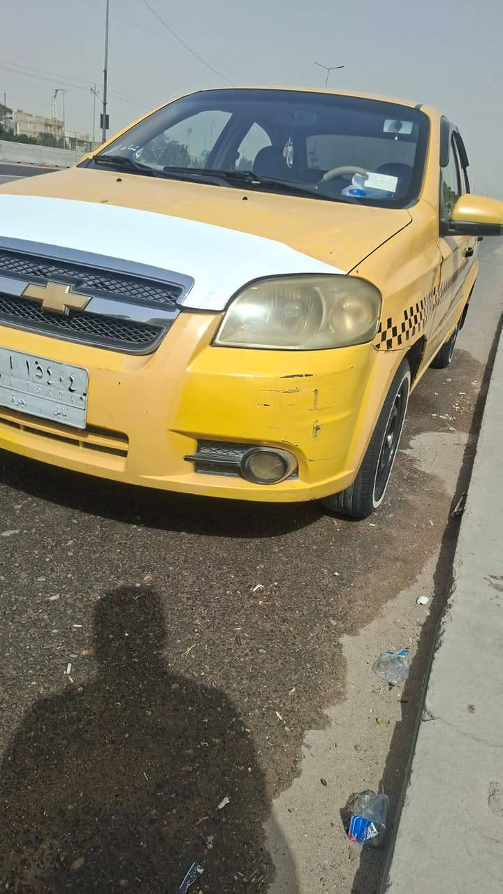 السلام عليكم ورحمه الله وبركاته 
للبيع افيو موديل 2011
سياره جاهزه تبريد وتدفئة 
تخم تاير مع السبير 
محرك خيط بخار قليل 
السعر قفل 47وبيها مجال قليل 
الحداديه 80%
البدي شوفت عيونك 
الشراي يتصل ويدلل 
***********
***********
ابو علي المالكي
