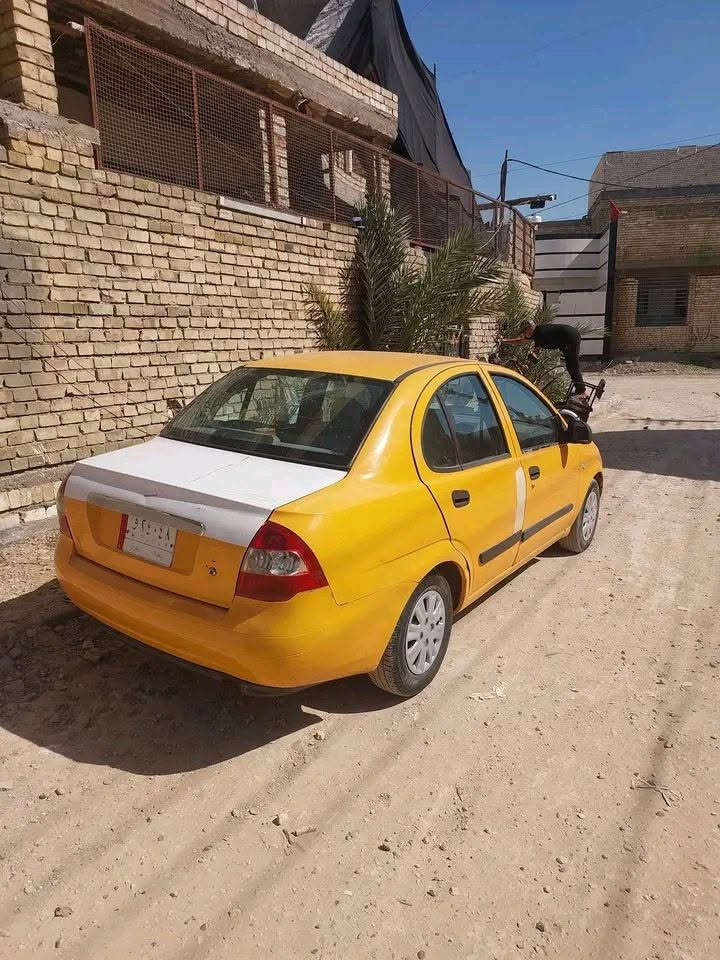 طيبة موديل 2014  بدون تحويل  مكينه تنقص كير وحداديه و كهربائيات وتخم تاير كله تمام والبدي شوفت عينك على لبلاد فقط هلالات مصبوغة  السعر 18 ورقة  رقم الهاتف ***********
