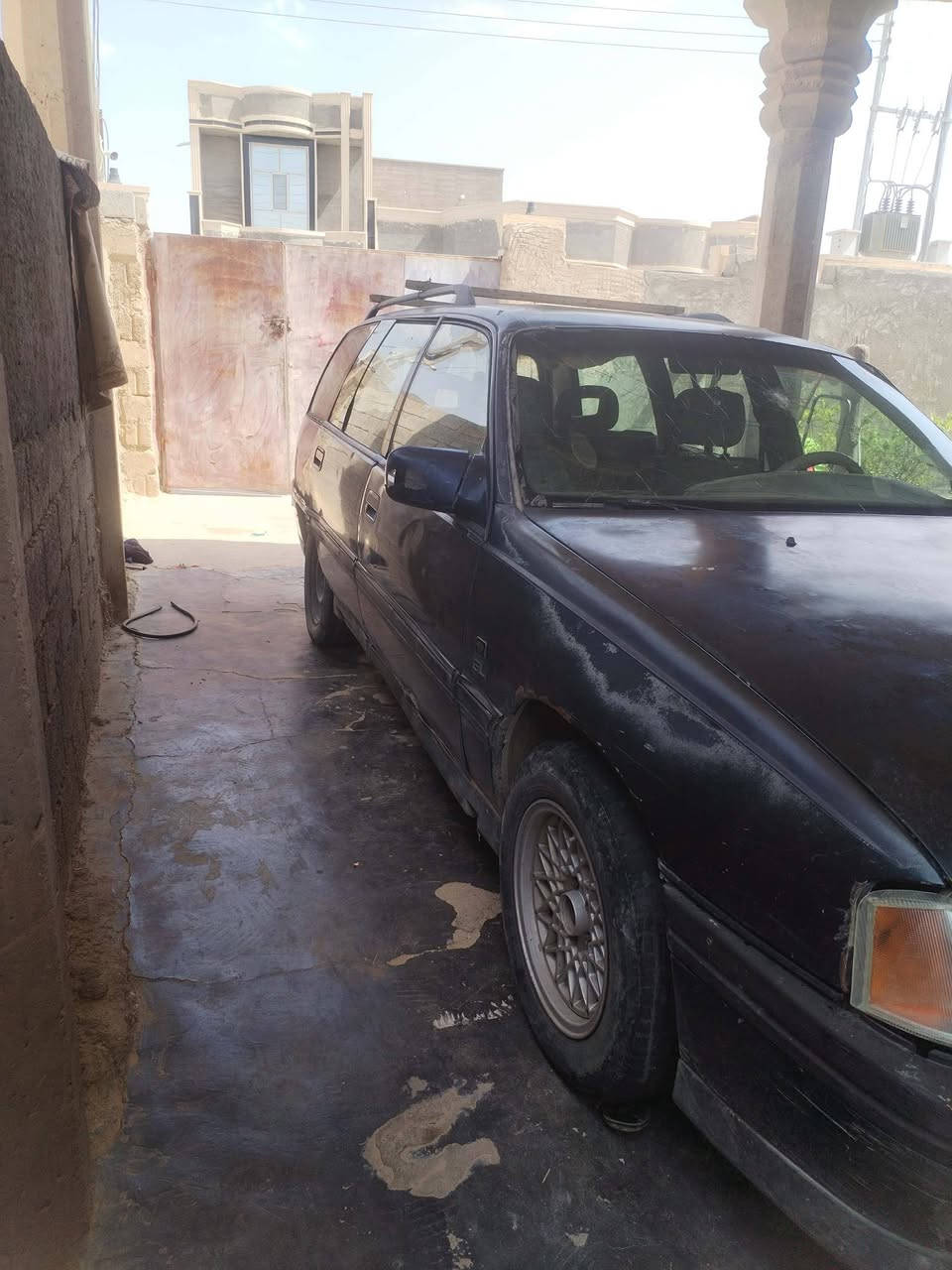 السلام عليكم
للبيع
اوبل اوميكه استيشن 
كير محرك صدر شرط جديد 
السعر20اوبي مجال تحويل ايمته ماتريد بيع فقط 
الاستفسار على هاذ الرقم***********
