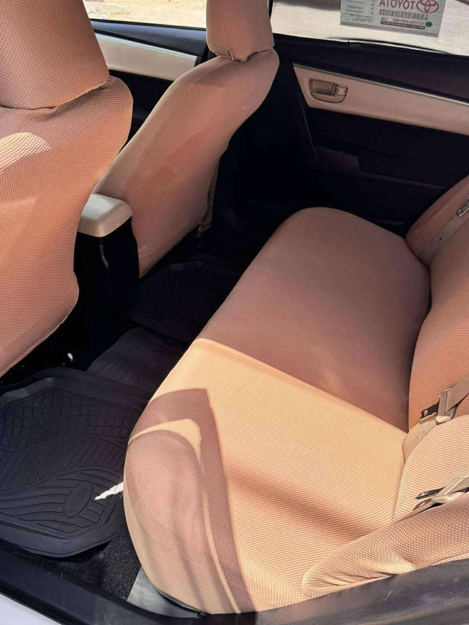 ⚠️كورلا 2015 خليجي⚠️
السلام عليكم. 
⭕️كورلا خليجي 2015💯
⭕️محرك 1600
⭕️كير محرك مكفول
⭕️ رقم دولي جديد 
⭕️هزة جديده 
⭕️سنوية جديدة 
⭕️صور سونار موجوده 
⚠️السعر 135 وبيها مجال قليل جداّ⚠️
⚜️مكان السيارة بغداد ⚜️
⚠️ للاتصال
 *********** ❤️
